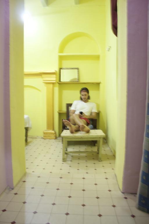 Yogi Lodge Varanasi Eksteriør billede