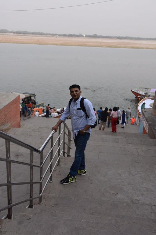 Yogi Lodge Varanasi Eksteriør billede