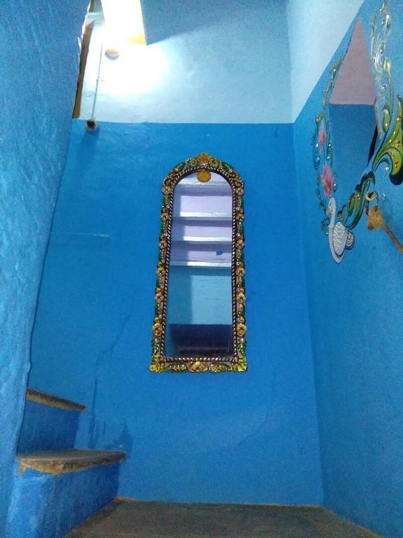 Yogi Lodge Varanasi Eksteriør billede
